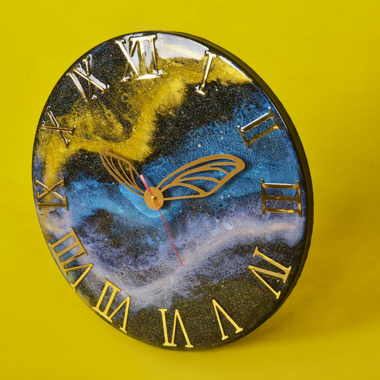 ساعت دیواری رزینی طرح کهکشان