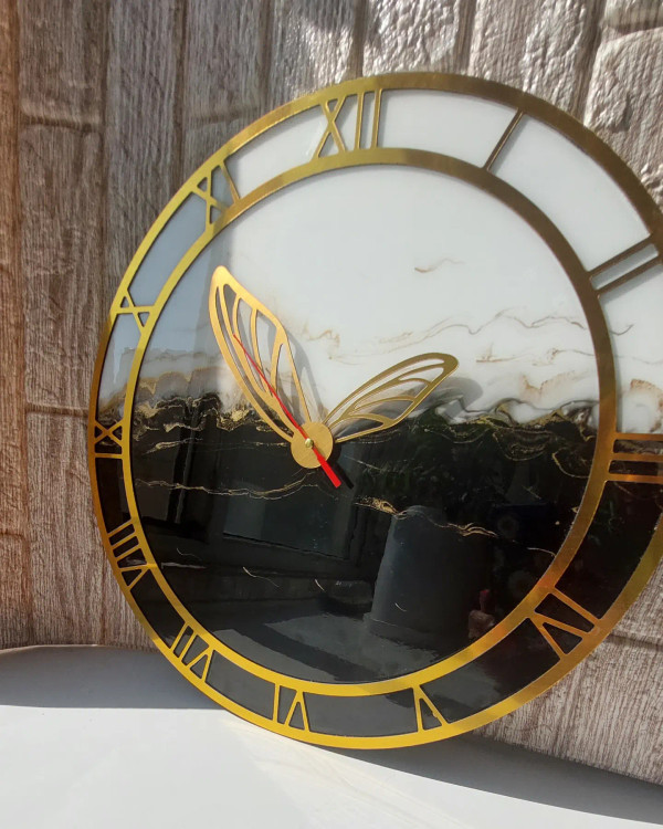 ساعت دیواری رزینی قطر ۴۰ سانت