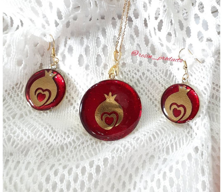 نیم ست رزینی با استیکر انار