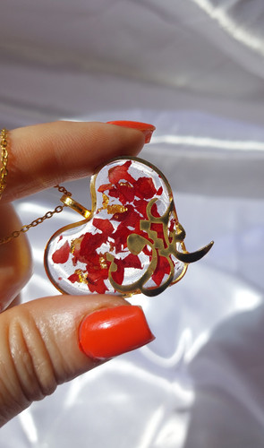 گردنبند رزینی طرح قلب